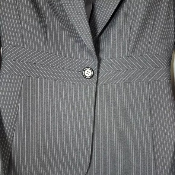 Tahari Arthur S. Levine Charcoal Pinstripe Women's Sz 4 Jacket One Button Lined - Picture 4 of 10